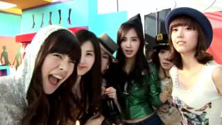 소녀시대(SNSD) - 봄날(How Great Is Your Love)