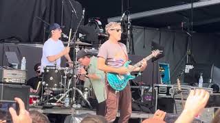 Download lagu Hoobastank - Running Away @ Sonic Temple (May 10, 2025) mp3