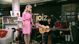 Marina and the Diamonds - Starring Role (Acoustic on Joiz TV Switzerland 16/03/2012)