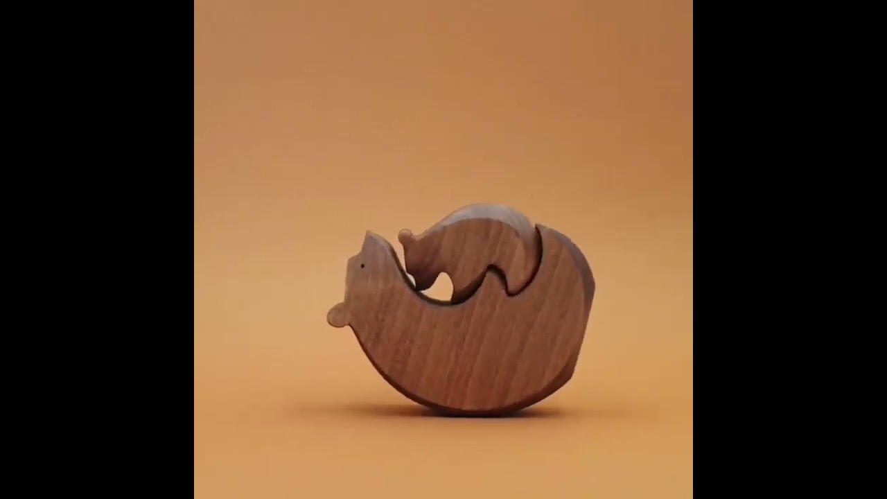 Wood Wood Toys Canada - Brin d'Ours Handmade Bear Hug Puzzle