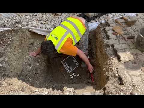 Graben für die Sickerschächte - Teil 3