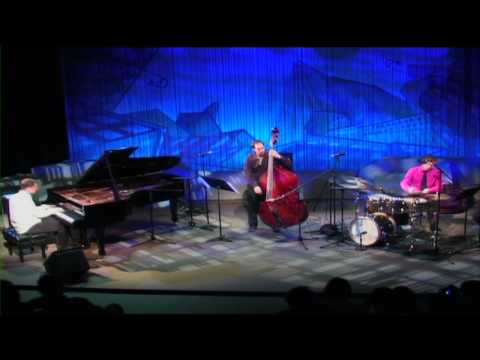 Evgeny Lebedev World Trio Live in NYC 