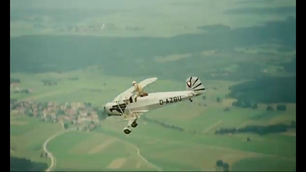 Miniature de la vidéo L'As des As (1982) - Parachute du film L'As des as