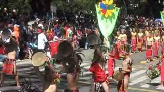 preview picture of video 'Movie 0002 panagbenga 2009 flower festival baguio  city'