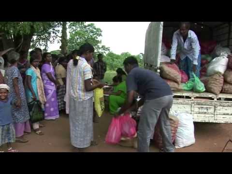 Uprooted Sri Lankans Return Home with UN Help