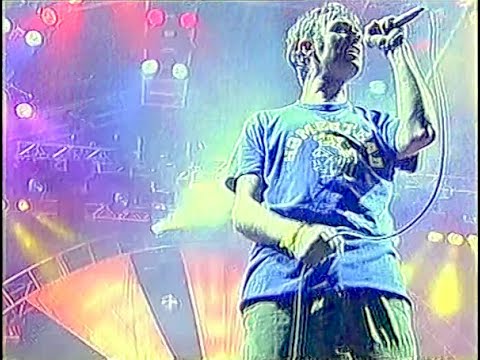 Blur - Song 2 - Live  1998 The Best Version