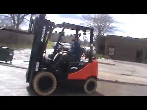 Discount Forklift - Doosan 5000 lb Pneumatic #26409 - Forklift For Sale in Denver