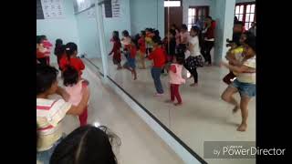 Meghan Trainor- Better when I&#39;m Dancing Easy kids dance warming-up