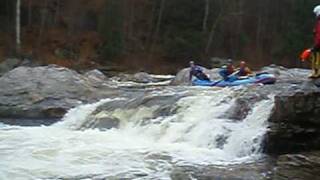 preview picture of video 'Loyalsock Haystacks in a Raft'