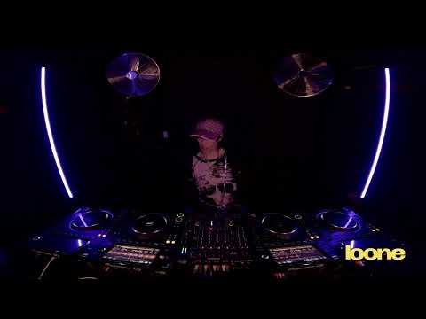 Loone LIVE x MALA JUNTA w/ KIM ANN FOXMAN