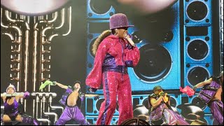 Missy Elliott – Bad Man – Live from The Out Of This World Tour at UBS Arena