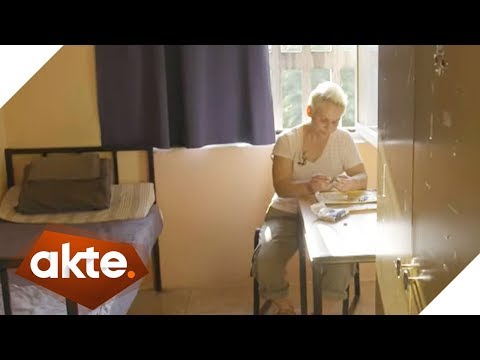 Leben im Frauen-Knast! Wie geht es den Frauen hinter Gitter? | Akte | SAT.1 TV