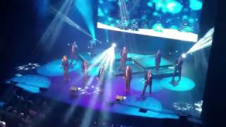 Straight No Chaser - Feels Like Christmas (live HD)
