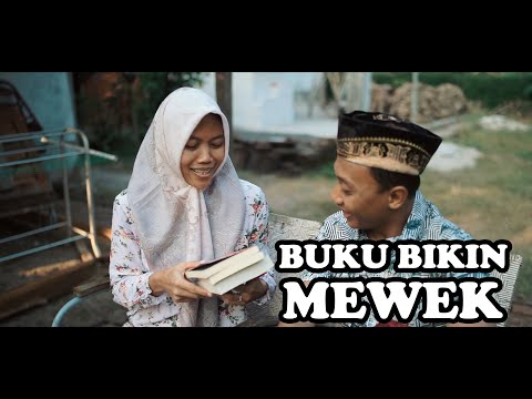 buku-bikin-mewek-i-pak-bhabin-polisi-motret
