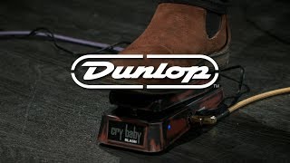 Video thumbnail for Jim Dunlop Slash Classic Wah Guitar Pedal | Gear4music demo by Gear4music Guitars