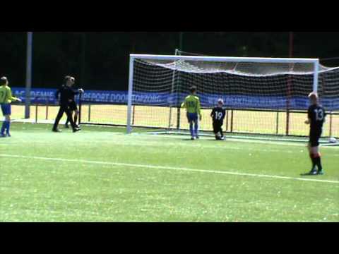2 juni 2013 NEC Cup Van Gelderland - VV De Meern C1 Doelpunt Rogier of Luuk ?
