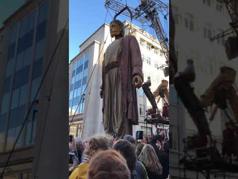 Liverpool’s Dream Big Giant Jumping Over Washing Line Castle Street