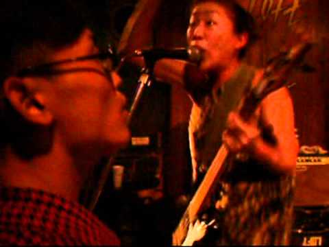 The Mighty Moguls-Chicken Rock [Live at Loft,Shinjuku,Tokyo 2009]