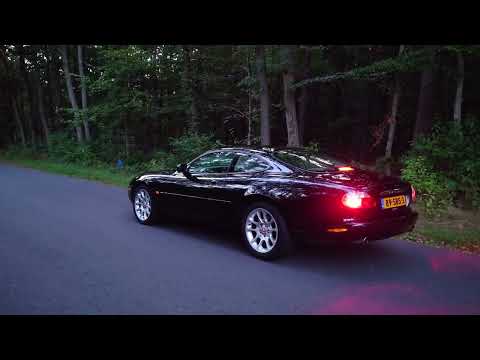 Jaguar XKR BEAUTIFUL acceleration sound of the 4.0 supercharged v8