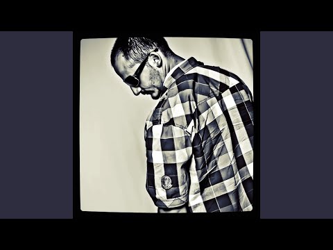 E Kum Dit (feat. BennyBlaze)