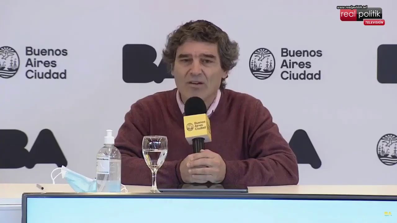 El ministro de Salud porteño adelantó que es necesario un "mayor nivel de restricción"