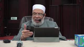 هل تبسم الشخص وهو ساجد يفسد صلاته/السبت(26-10-2024م)فتـاوى مسجـدالفـاروق image