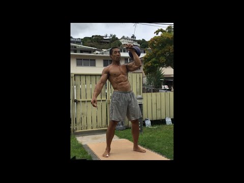 20 kg. Kettlebell Lunge Clean to Overhead