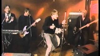 All star united_Bright red carpet