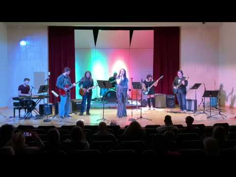 "Crazy" by Gnarls Barkley, Performed by SXU's Fish 'N' Chips