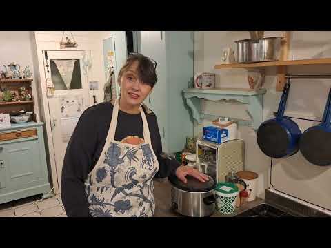 A Classic Recipe from my French Kitchen | Slow cooker Beef Bourguignon