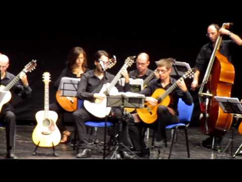 Orchestra di Chitarre De Falla @ ShowVille Bari - Medley da LA VITA E' BELLA (Direttore P. Scarola)