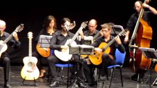 Orchestra di Chitarre De Falla @ ShowVille Bari - Medley da LA VITA E' BELLA (Direttore P. Scarola)