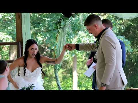 Austin & Mady Kissing Time