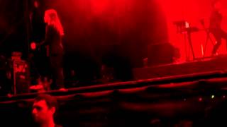 Christine and the Queens / Safe and Holy