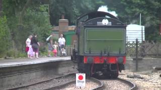 preview picture of video 'LNER 8572 running around it's train at Holt on the North Norfolk Railway'