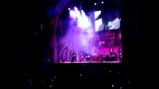 Señora de las cuatro decadas - Ricardo Arjona 12/4/2012