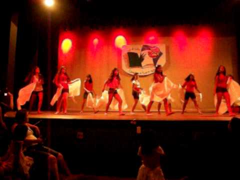 Dança Peruana da Turma 71 - Liceu