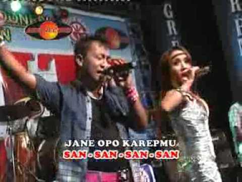 Eny Sagita - Cemburu | Dangdut (Official Music Video)