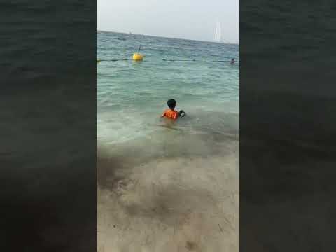 #Dubai la last day semmaa enjoyment beach la 😀😀😀🥰🥰🥰😘😘😘...@asadaqeeb
