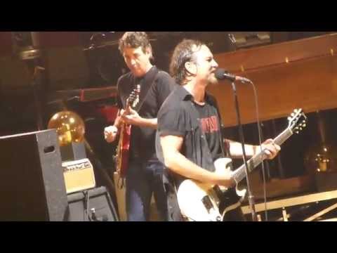 Pearl Jam - lukin - 10-16-14 - Joe Louis Arena - Detroit, MI
