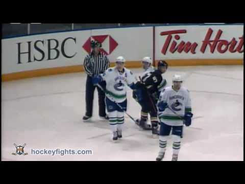 Brian Lebler vs Taylor Ellington Sep 15, 2010