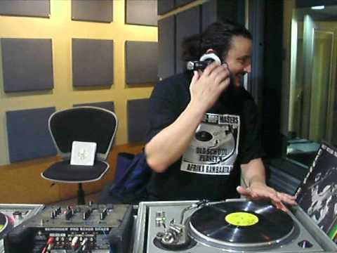 LUKALION Dj en LA DE DIOS - SET EN VIVO (14-12-12) 10.AVI