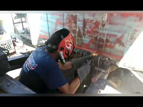 Replacing complete floor from LMC Truck on 67 C10