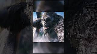 Uma criatura serpentina emergiu das profundezas e atacou Kong