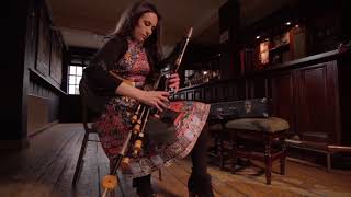 Uilleann Bagpipes (Irish Bagpipes)