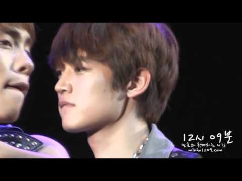 [fancam] 110804 SHINee Minho's tongue action @ World Percussion Festival