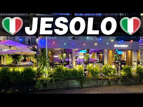 LIDO DI JESOLO | Night Walk 4K | Beautiful Shops, Restaurants & Lights ASMR
