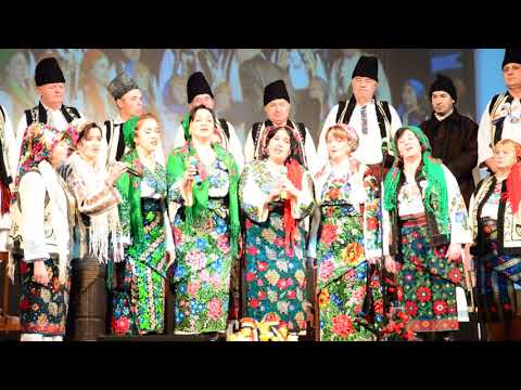 Grupul vocal "Fetele din Bucovina"