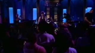 Feist - Gatekeeper (Live At The Rehersal Hall)