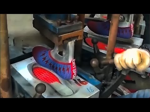 download lagu mp3 mp4 Hoe Shoes, download lagu Hoe Shoes gratis, unduh video klip Hoe Shoes